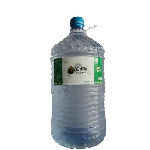 “00升”的悖論？——鑒水師牌8L山泉水與您漫談“酒精飲料”的邊界